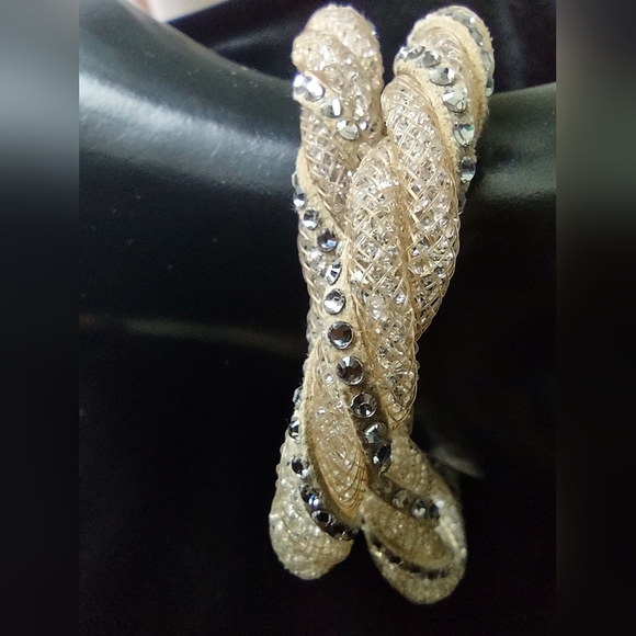 Swarovski Ivory Stardust Twist Bracelet - Picture 3 of 3